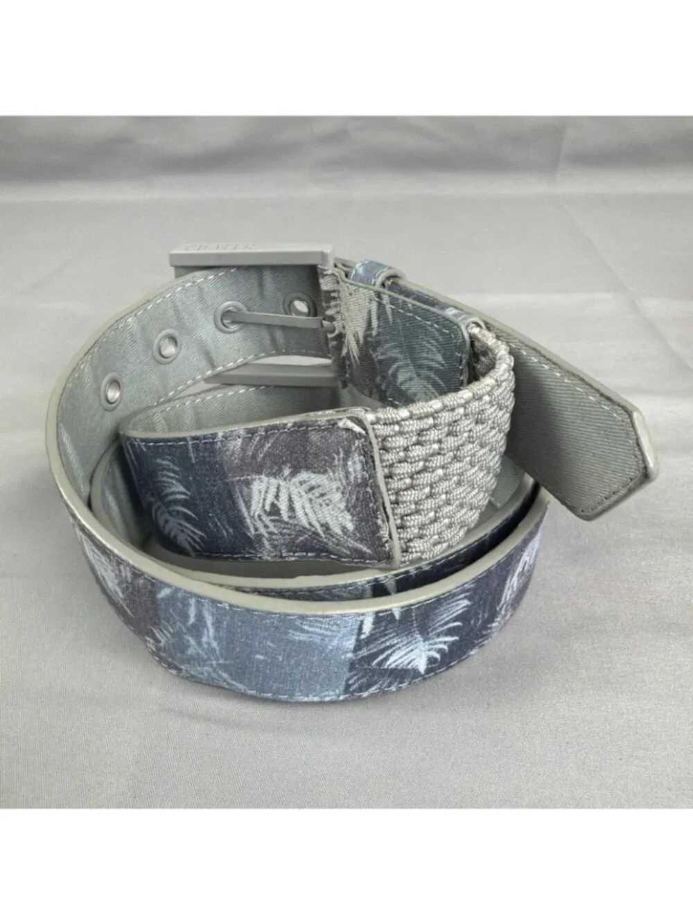 Cuater By Travis Mathew Woven Canvas Golf Belt Blue Grey Tropical Print L XL